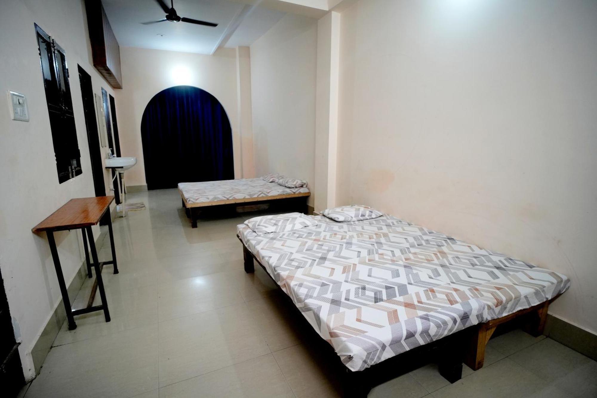 Banaras Gully House 500 Ft From The Ghats Varanasi Esterno foto