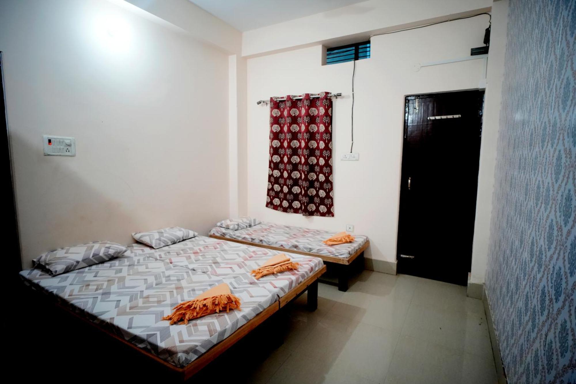 Banaras Gully House 500 Ft From The Ghats Varanasi Esterno foto