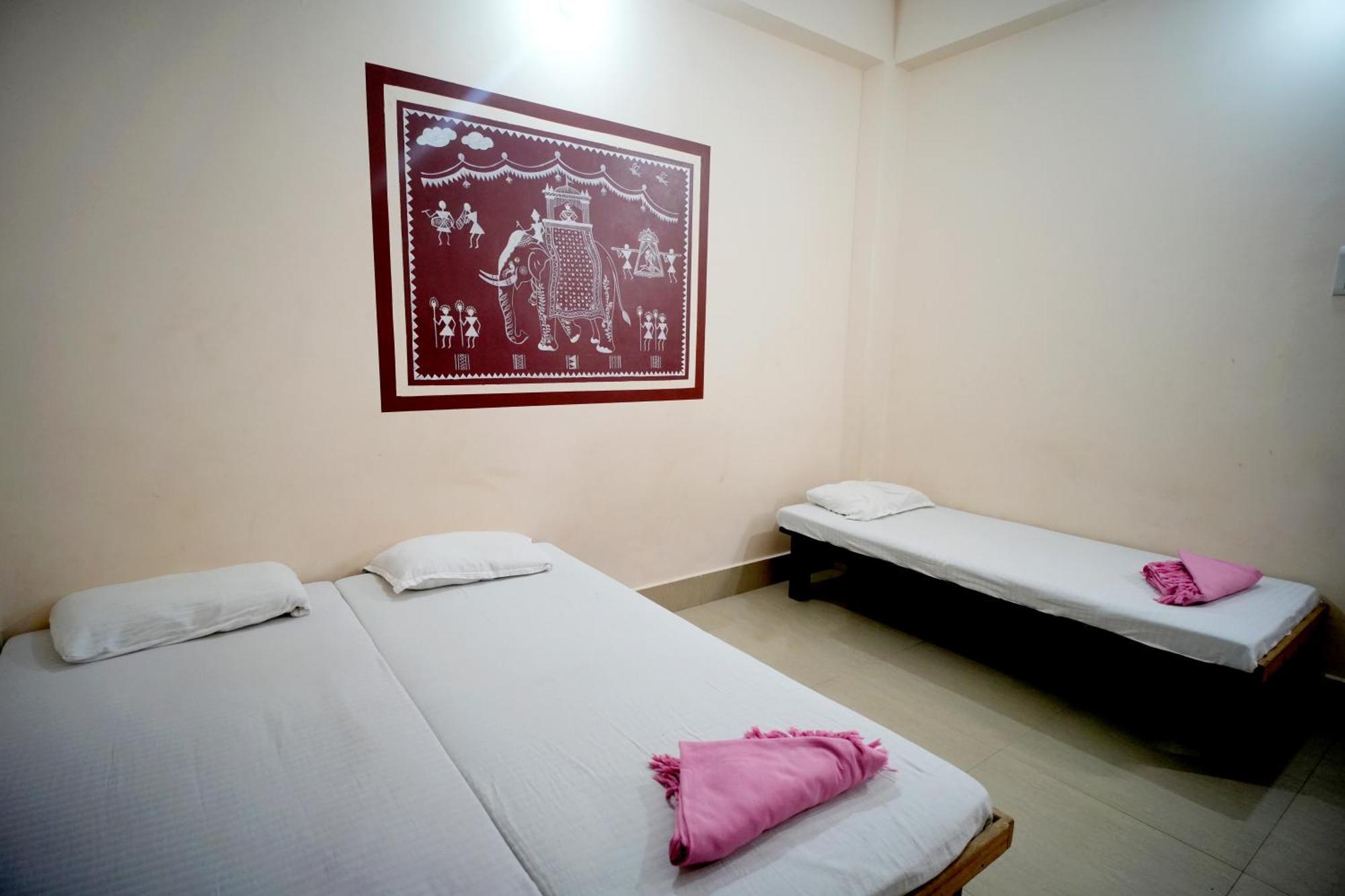 Banaras Gully House 500 Ft From The Ghats Varanasi Esterno foto